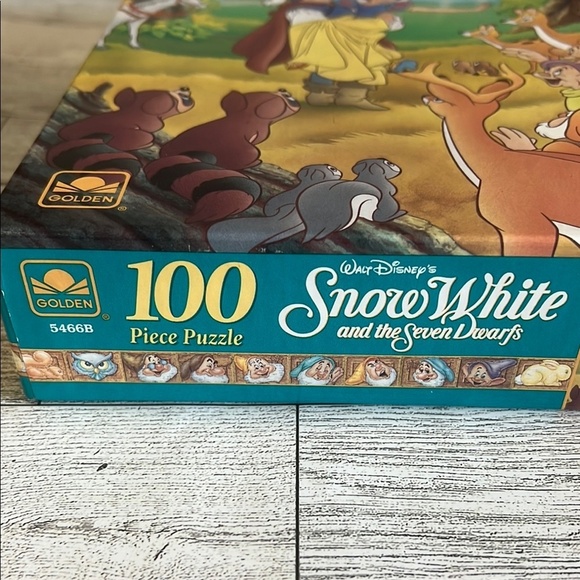 Disney Snow White and the Seven Dwarfs Puzzle 100 Pieces - Unopened - Picture 2 of 5